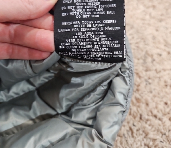 32 Degrees Women's Light Gray Sage Puffer Jacket. Packable - Picture 6 of 6